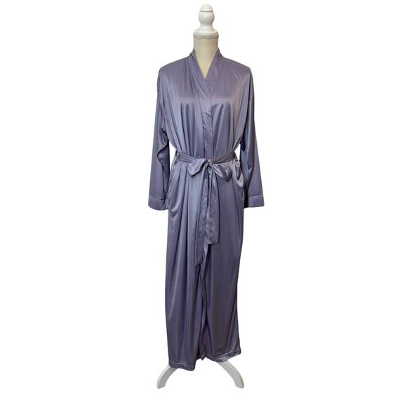 VICTORIA'S SECRET Silky Long Robe Lavender Medium 100% Polyester Soft Romantic - Picture 1 of 7